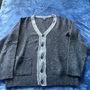 Gray cardigan in great condition
